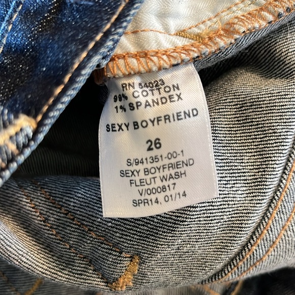 Gap Fleut Wash Sexy Boyfriend Denim Shorts - Picture 16 of 16